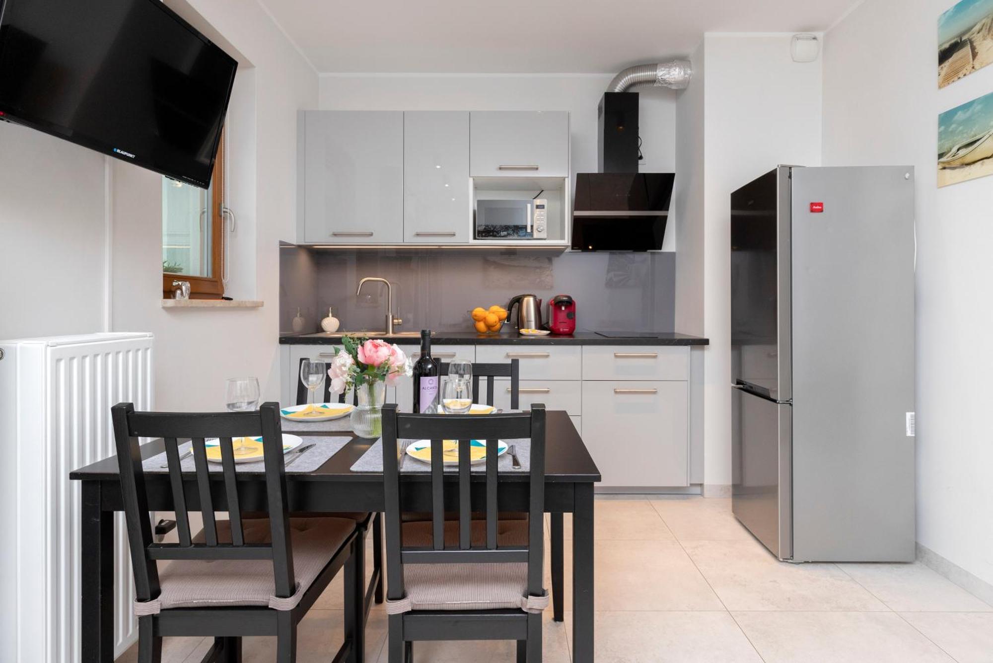 Apartament Z Widokiem Na Morze Obok Parku Millenium W Gdansku By Noclegi Renters Exterior foto
